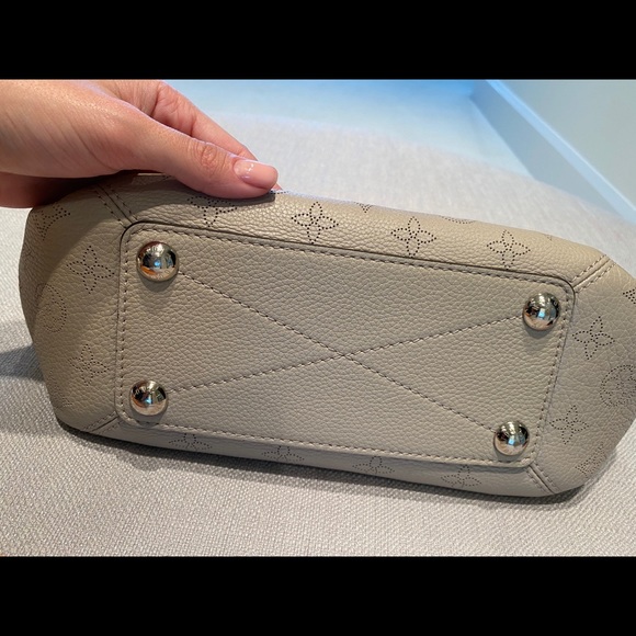 Louis Vuitton Mahina Babylone Chain BB - Picture 2 of 6